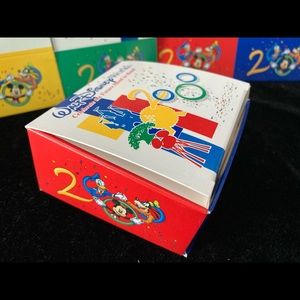 Walt Disney World 2000 Gift Box